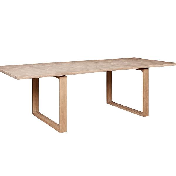 Stůl ESSAY™ CM22, solid oak